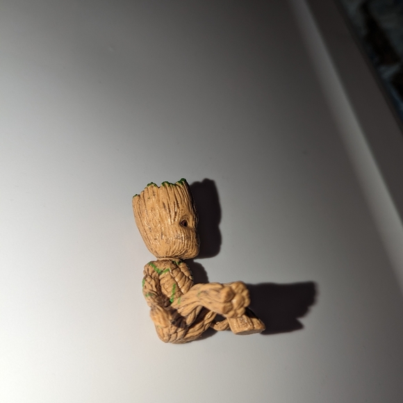 NIB Mini Groot - Picture 4 of 13